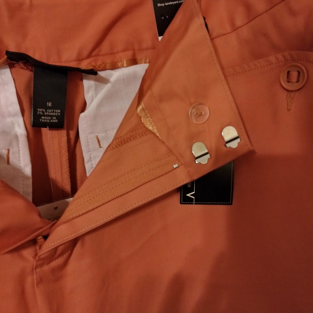 Crop Pants - Picture 4 of 5